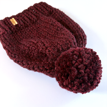 Load image into Gallery viewer, Arapahoe Beanie in Garnet
