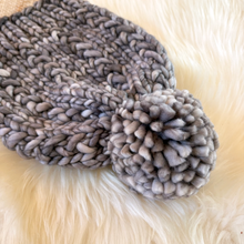 Load image into Gallery viewer, Silverton Beanie in Granite
