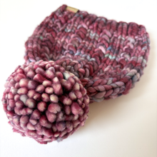 Load image into Gallery viewer, Silverton Beanie in Lotus
